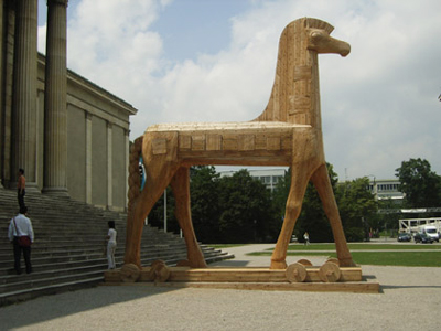Trojanisches Pferd - Königsplatz München